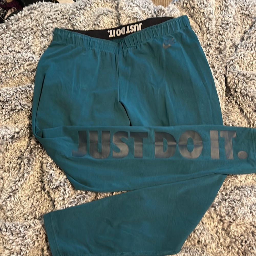 Women XL Nike pants